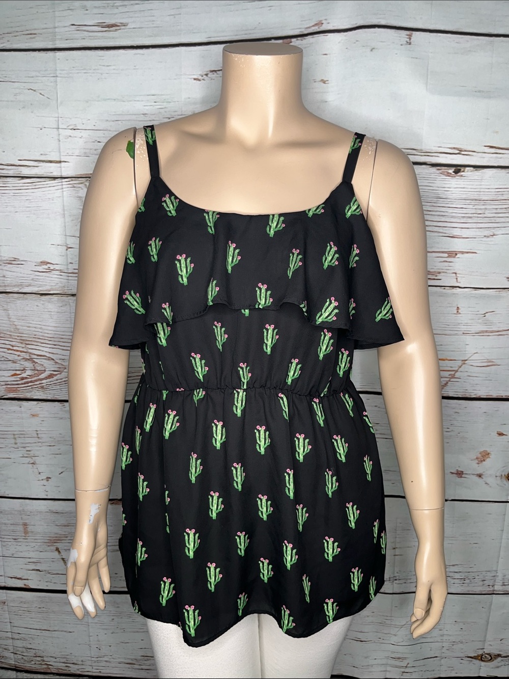 Torrid Size 2 Black - Cactus Print Ruffle Trim Tank Top Blouse